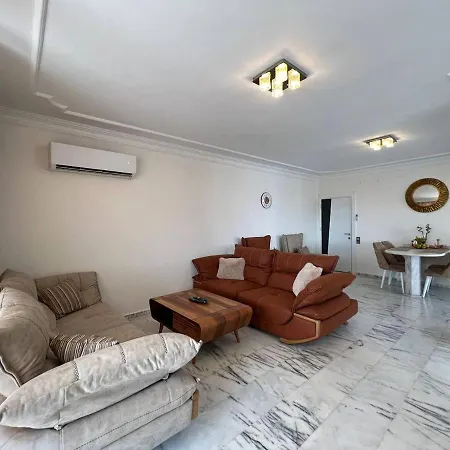 Уютные апартаменты в Euro Residence Апартаменты