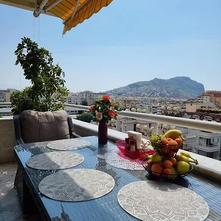 Уютные апартаменты в Euro Residence *