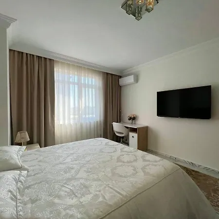 Уютные апартаменты в Euro Residence Апартаменты
